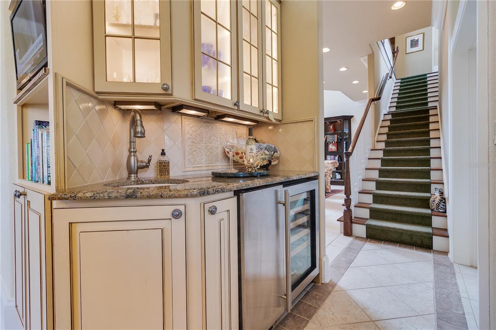 5119 IRON OAKS LN