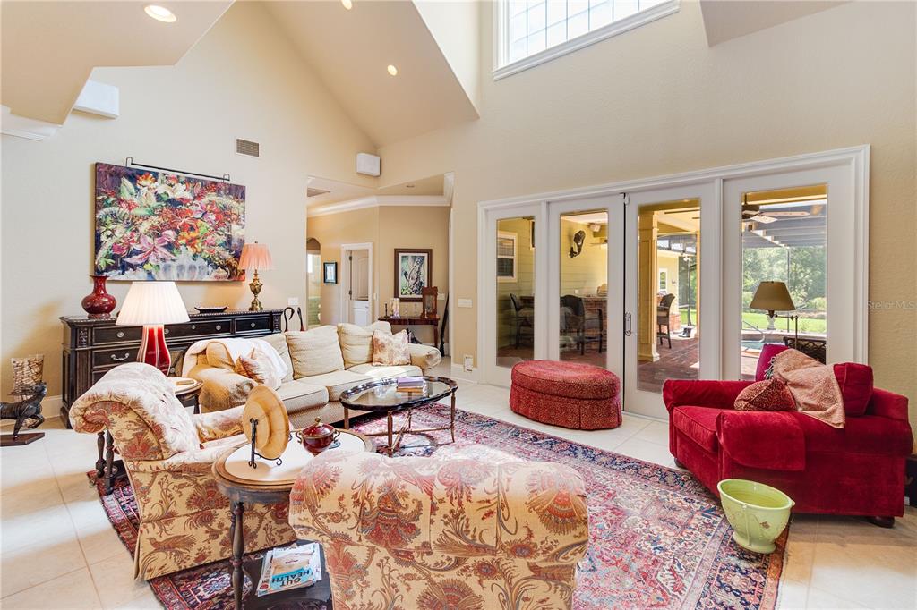 5119 IRON OAKS LN