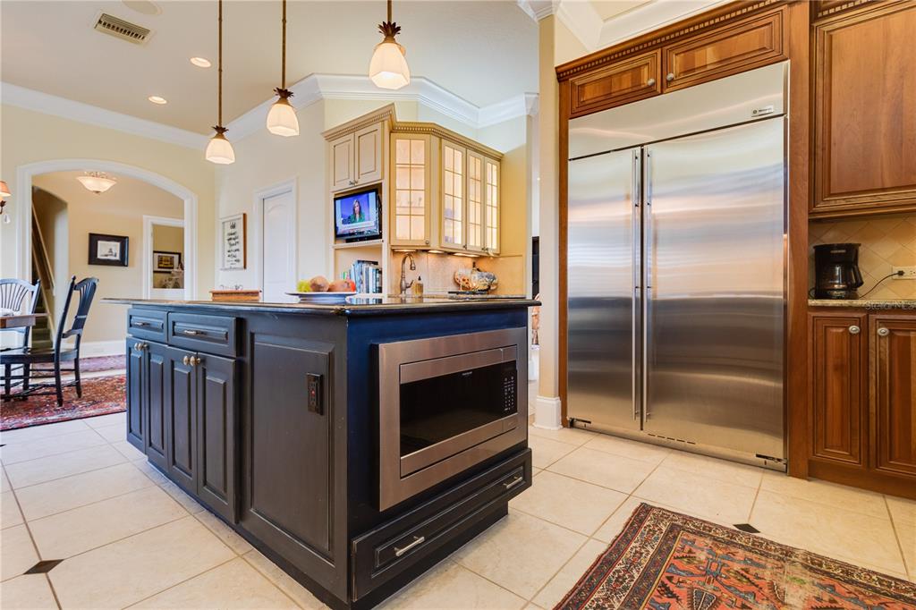 5119 IRON OAKS LN