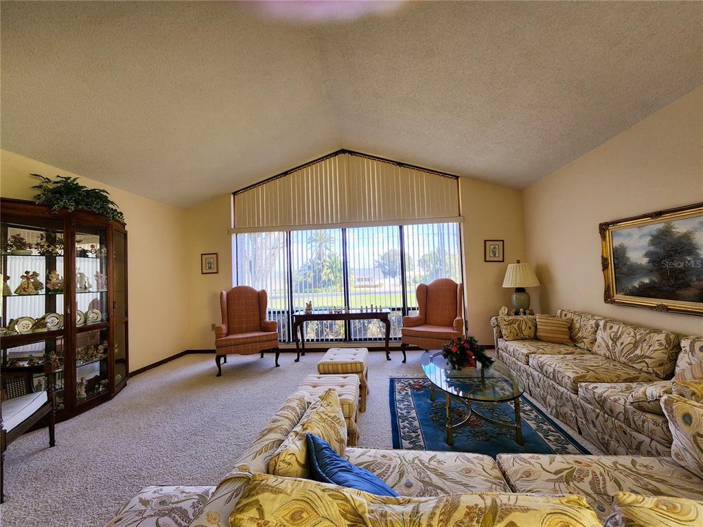 127 LAKE HOWARD DR SW