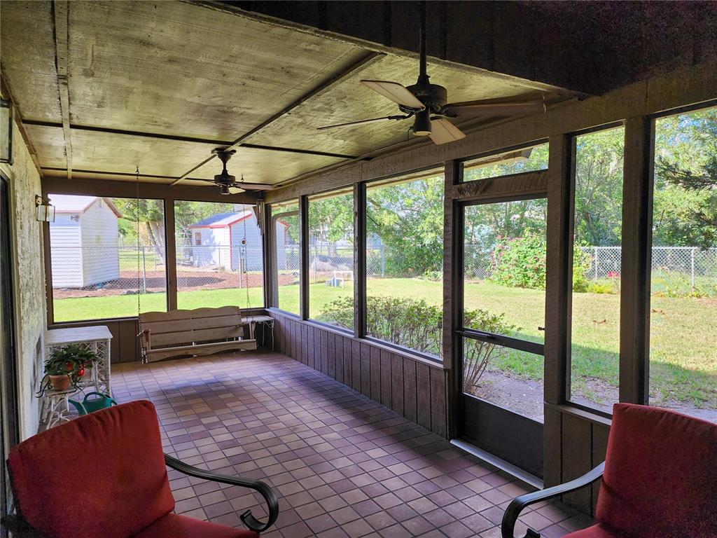 127 LAKE HOWARD DR SW