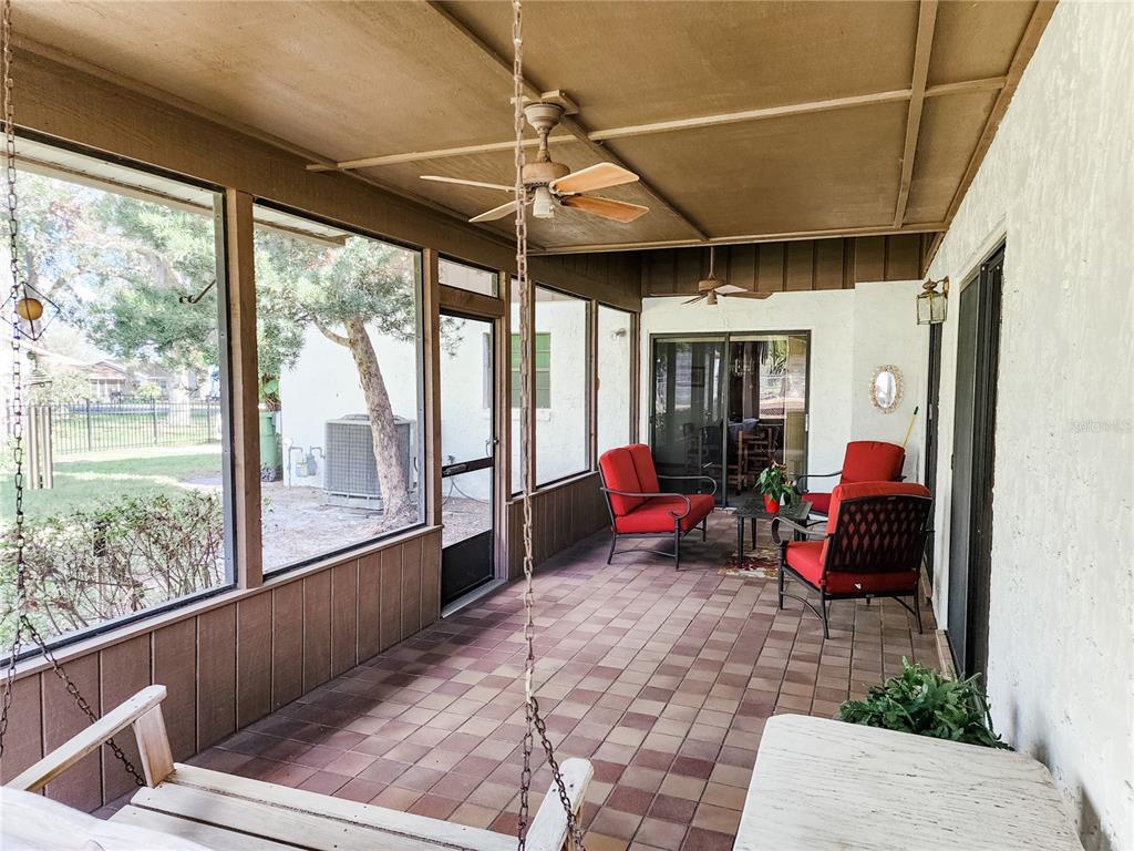 127 LAKE HOWARD DR SW
