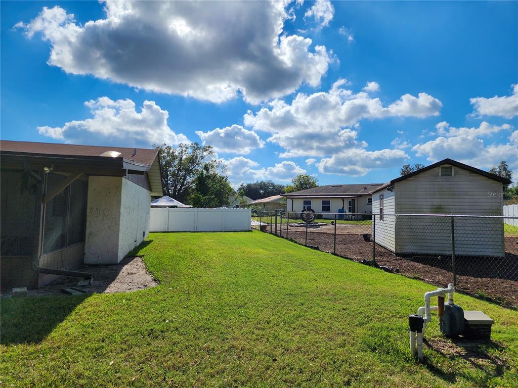 127 LAKE HOWARD DR SW