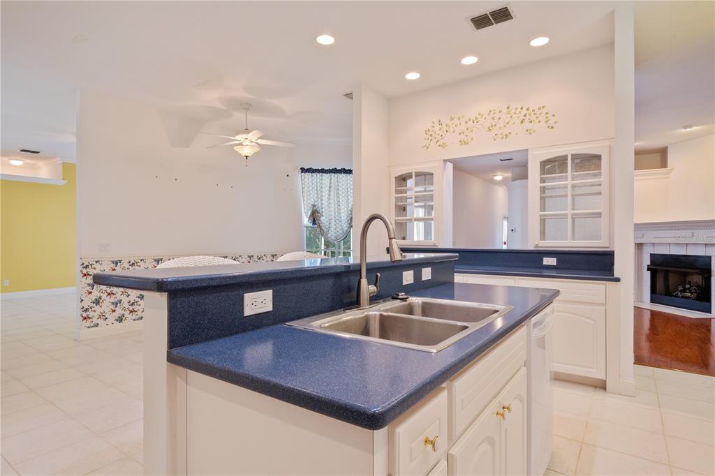 5634 CANVASBACK PL