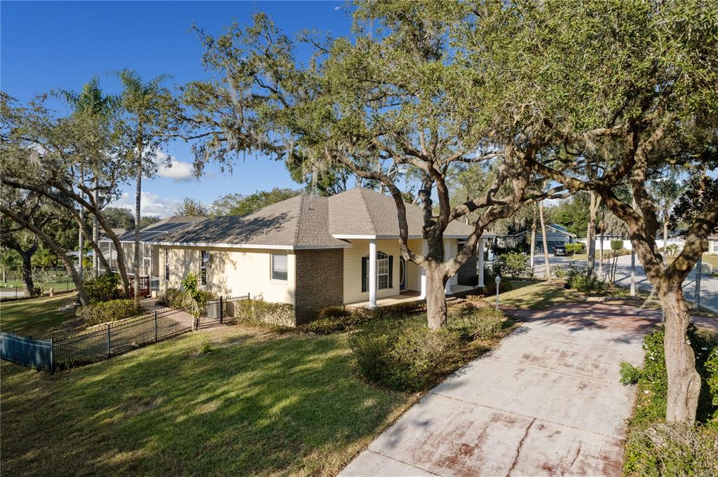 5634 CANVASBACK PL