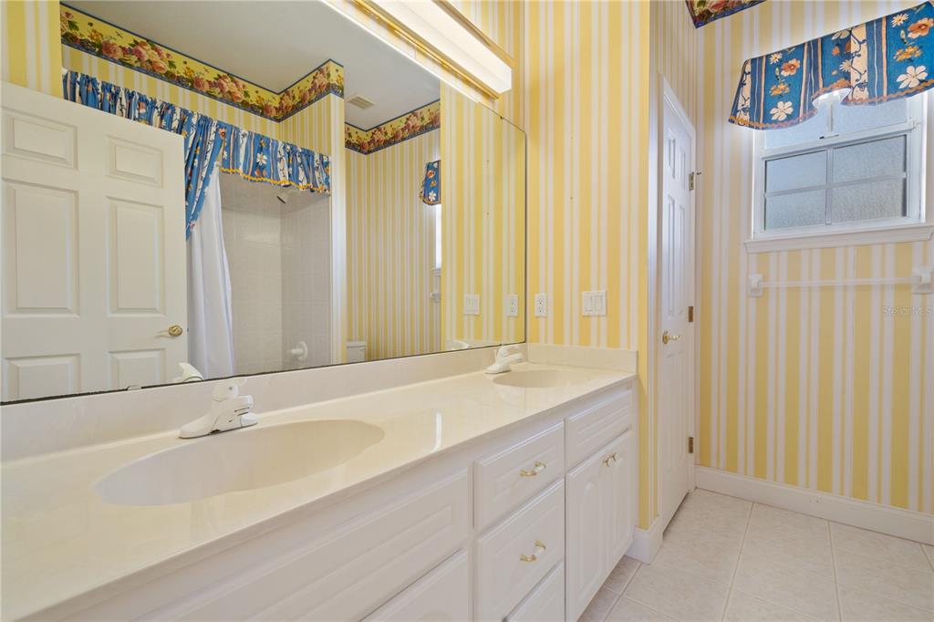 5634 CANVASBACK PL