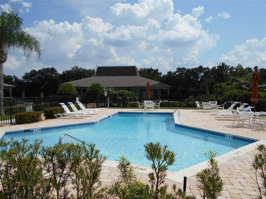 638 JAMAICA CIR