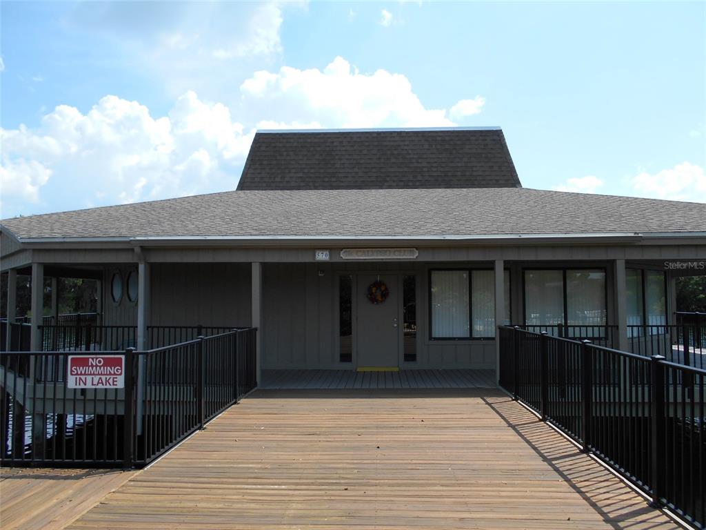 638 JAMAICA CIR