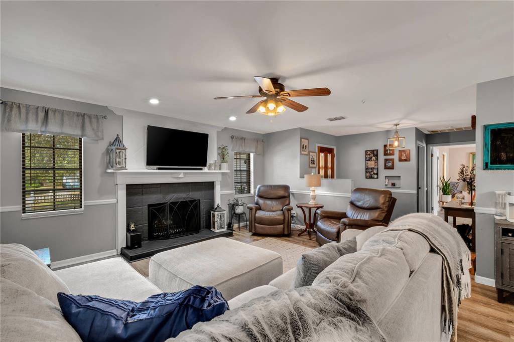 1505 LAKEWOOD RD
