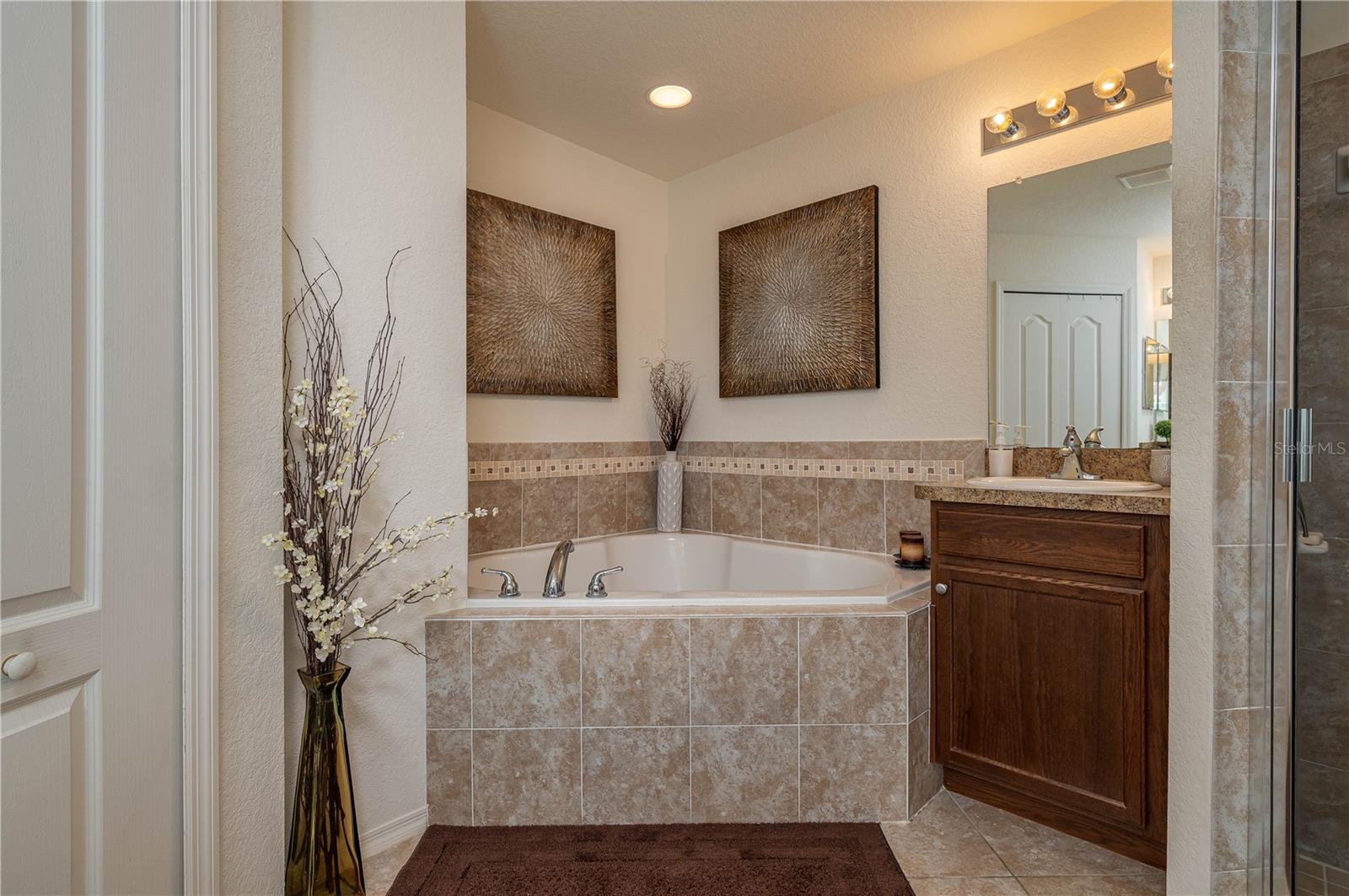 5757 WOODRUFF WAY