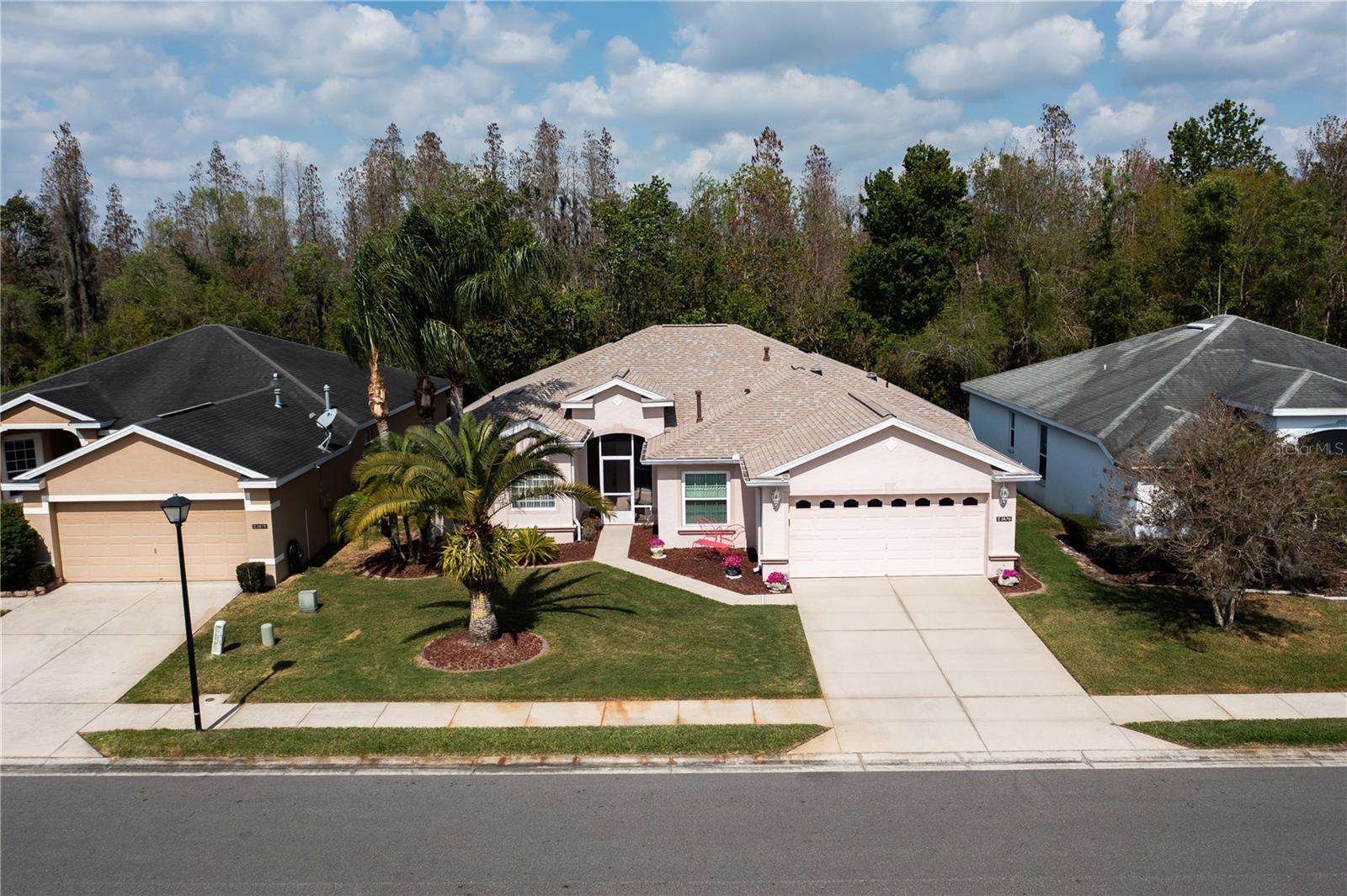 3870 WHISTLEWOOD CIR