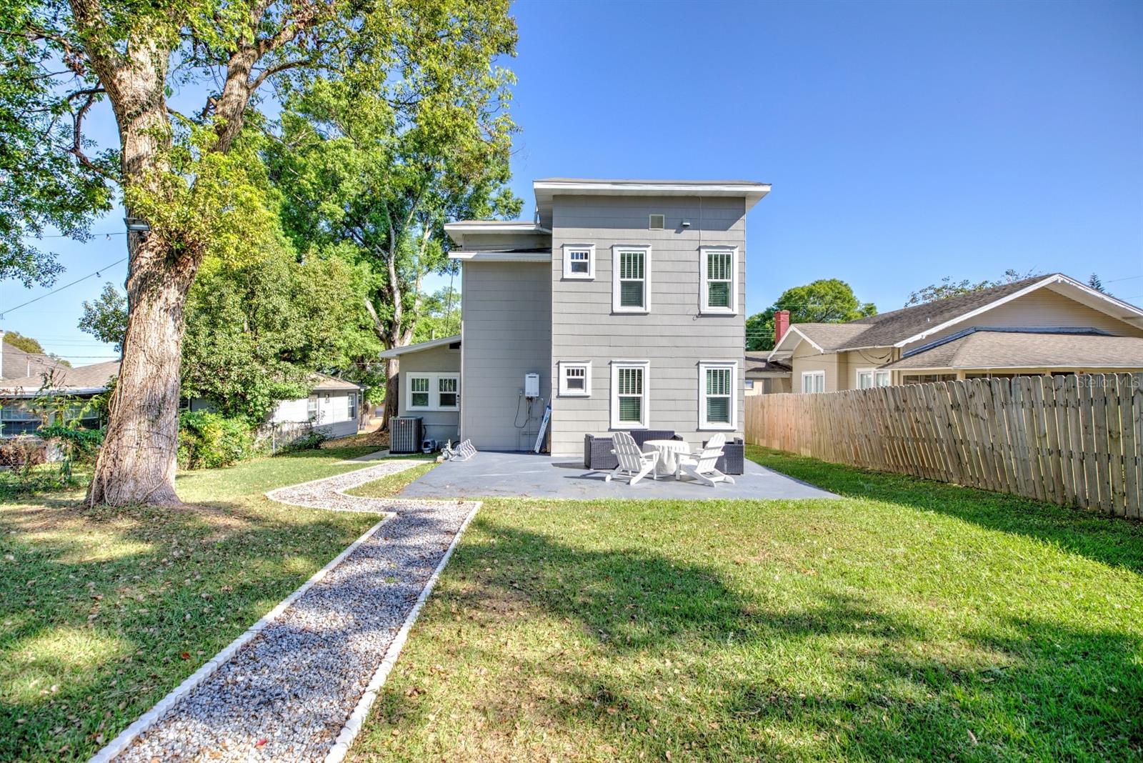 612 W PATTERSON ST