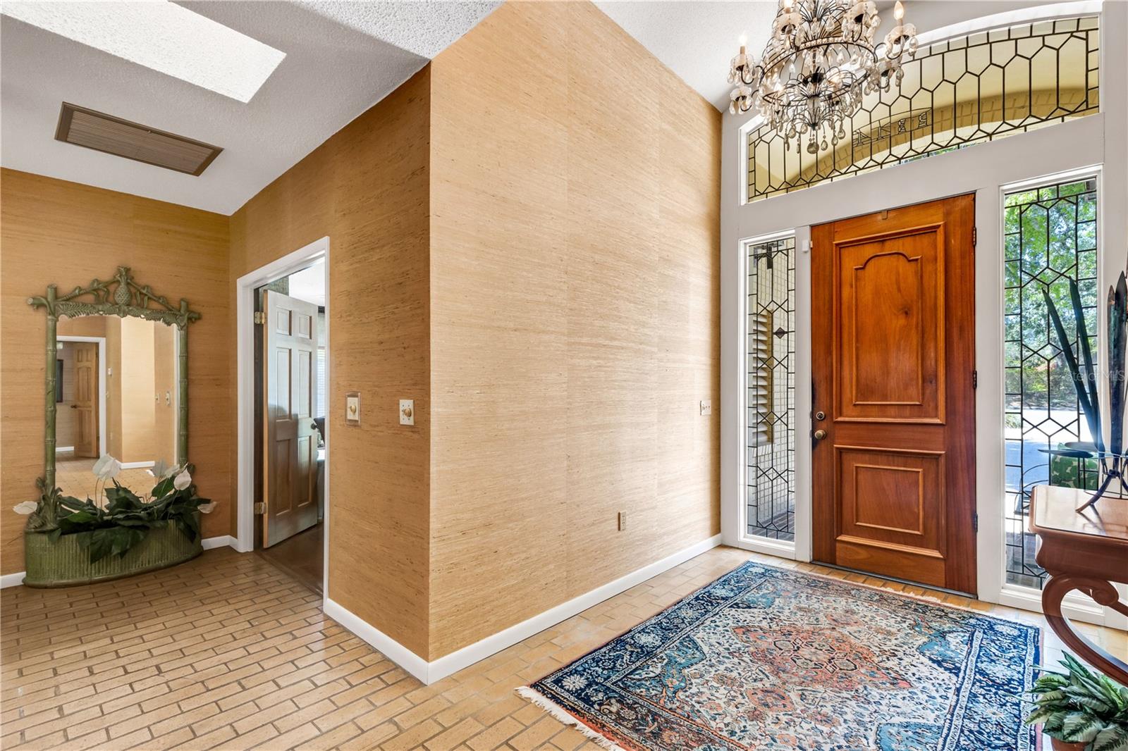 2314 WOODLEY AVE