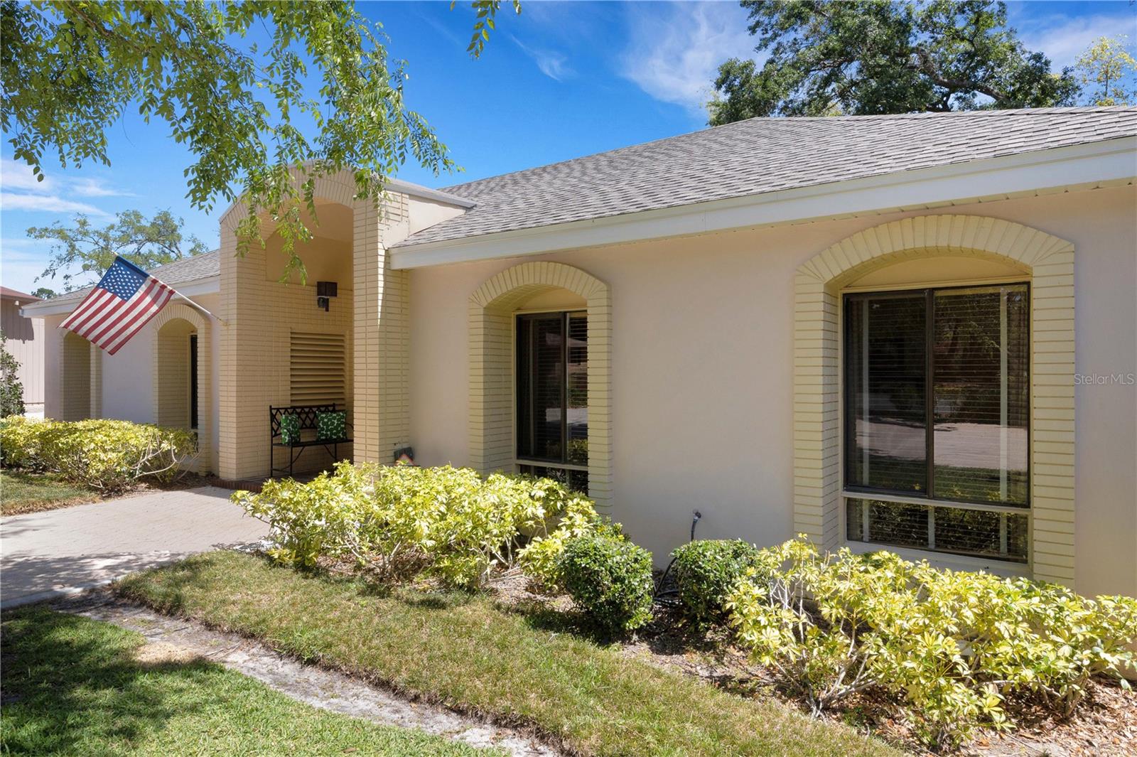 2314 WOODLEY AVE