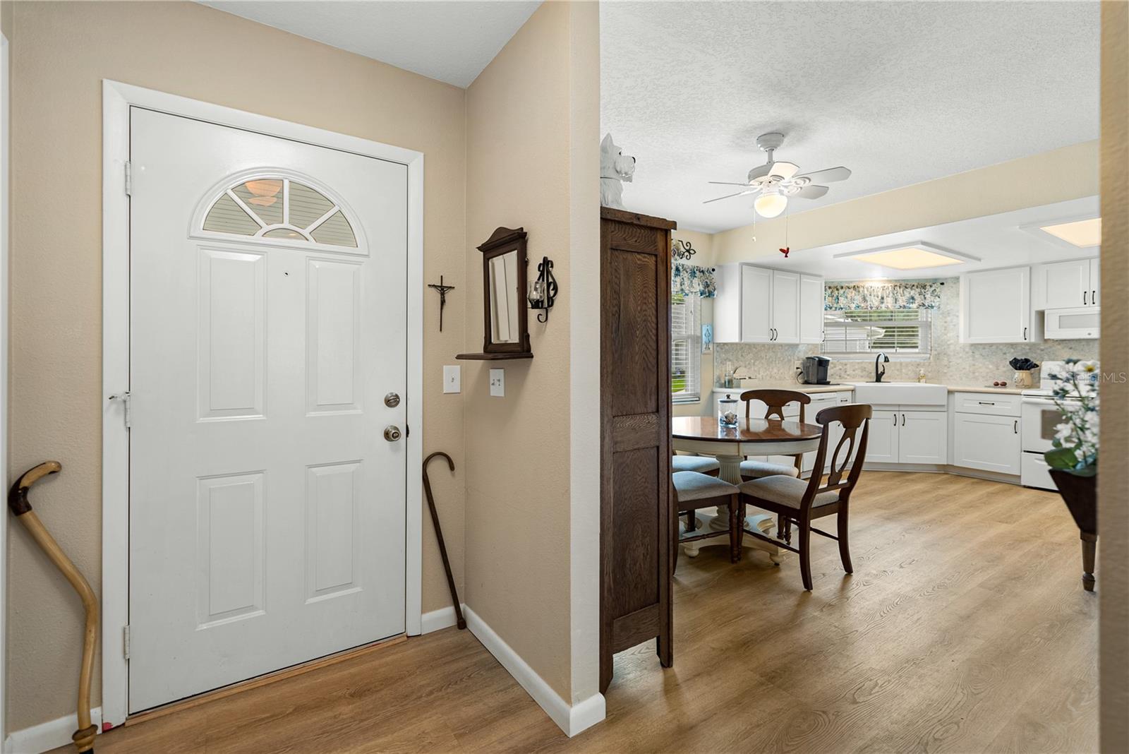 4972 PLEASANT HOLLOW TRL