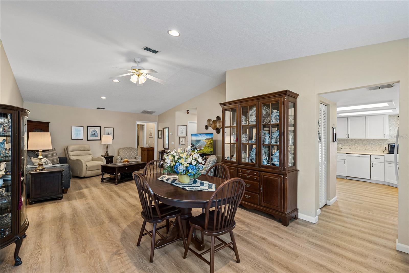 4972 PLEASANT HOLLOW TRL
