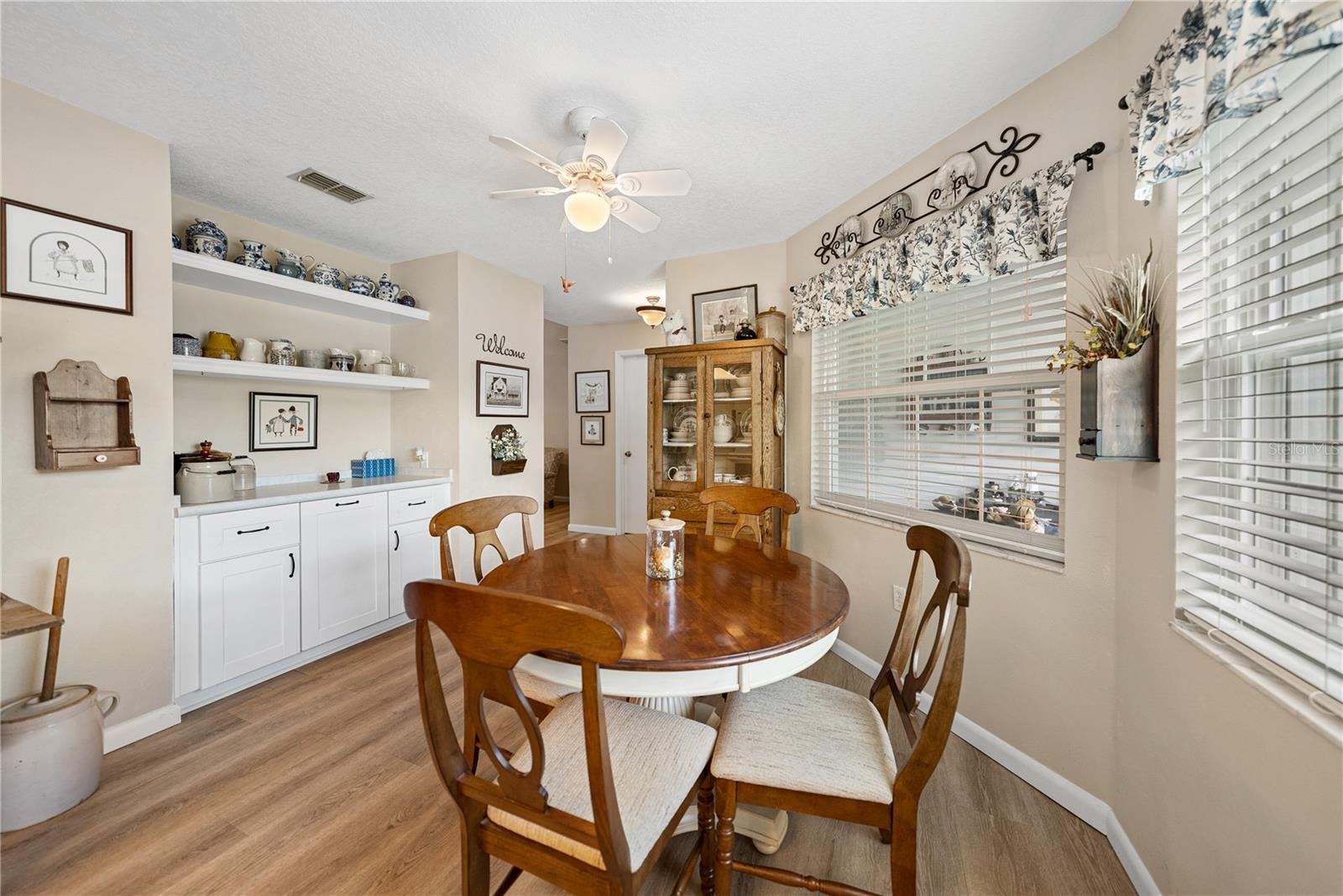 4972 PLEASANT HOLLOW TRL