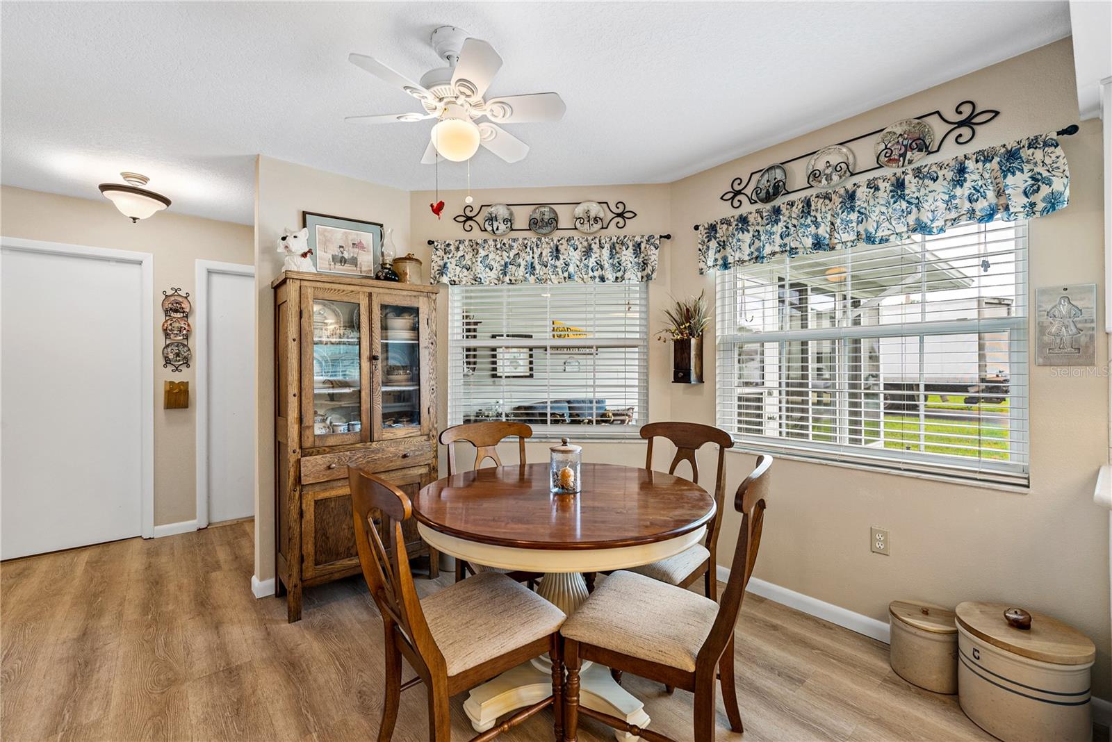 4972 PLEASANT HOLLOW TRL
