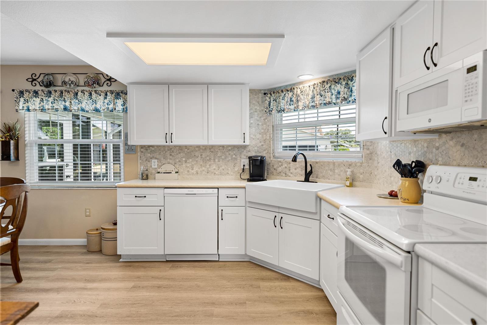 4972 PLEASANT HOLLOW TRL