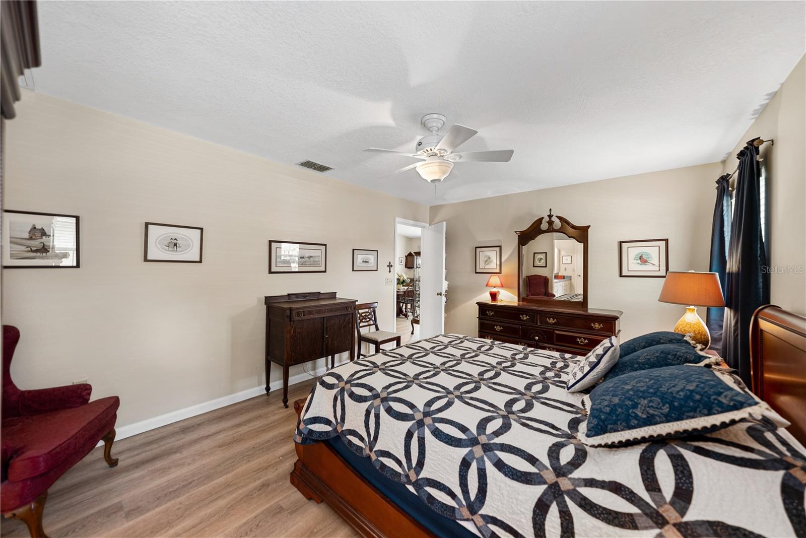 4972 PLEASANT HOLLOW TRL