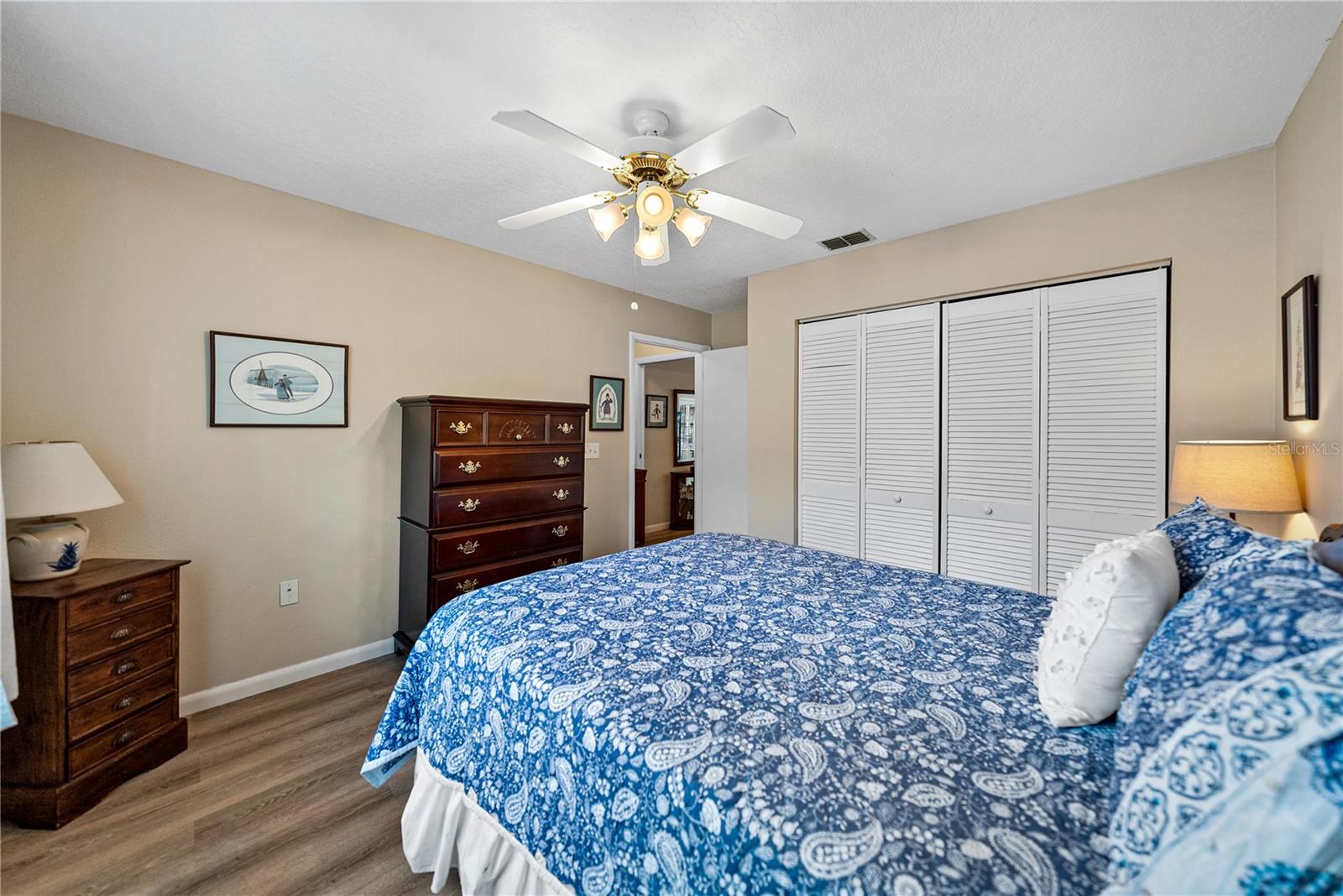 4972 PLEASANT HOLLOW TRL