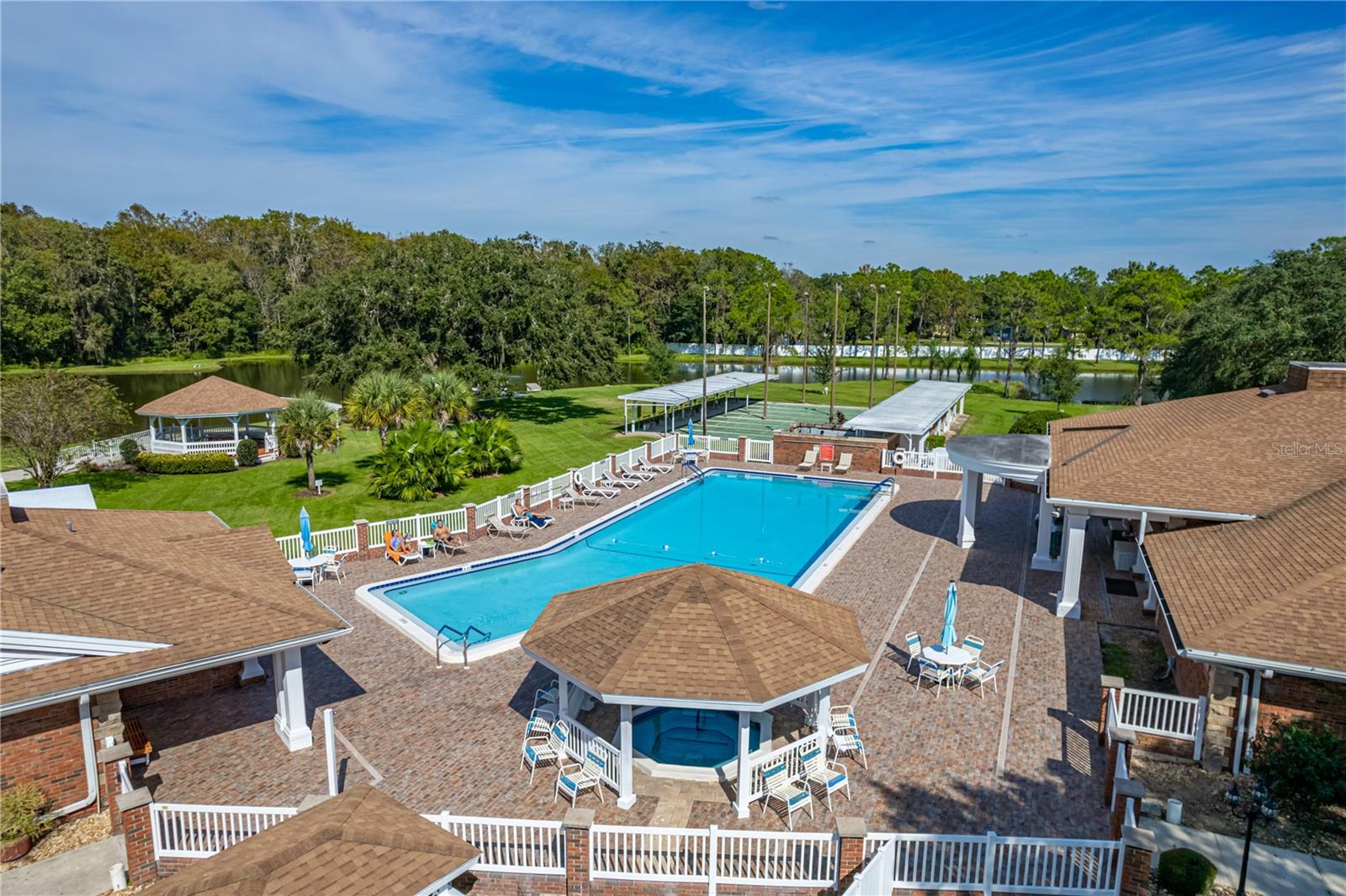 4972 PLEASANT HOLLOW TRL