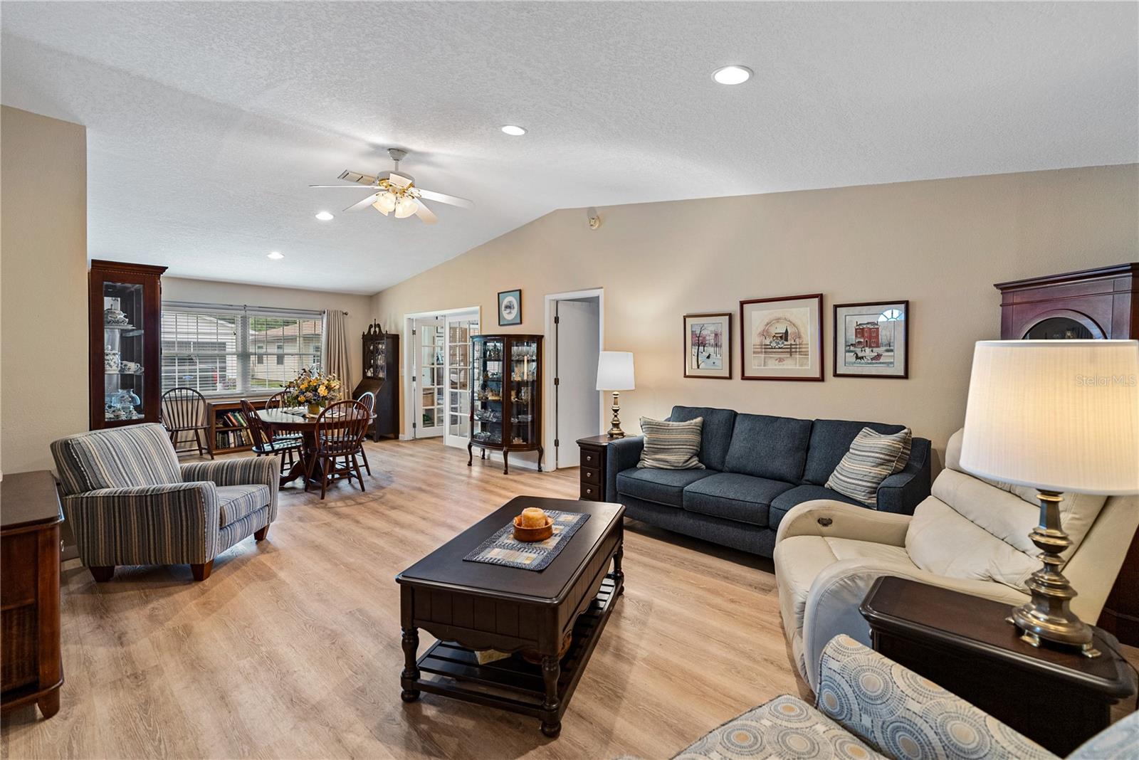 4972 PLEASANT HOLLOW TRL
