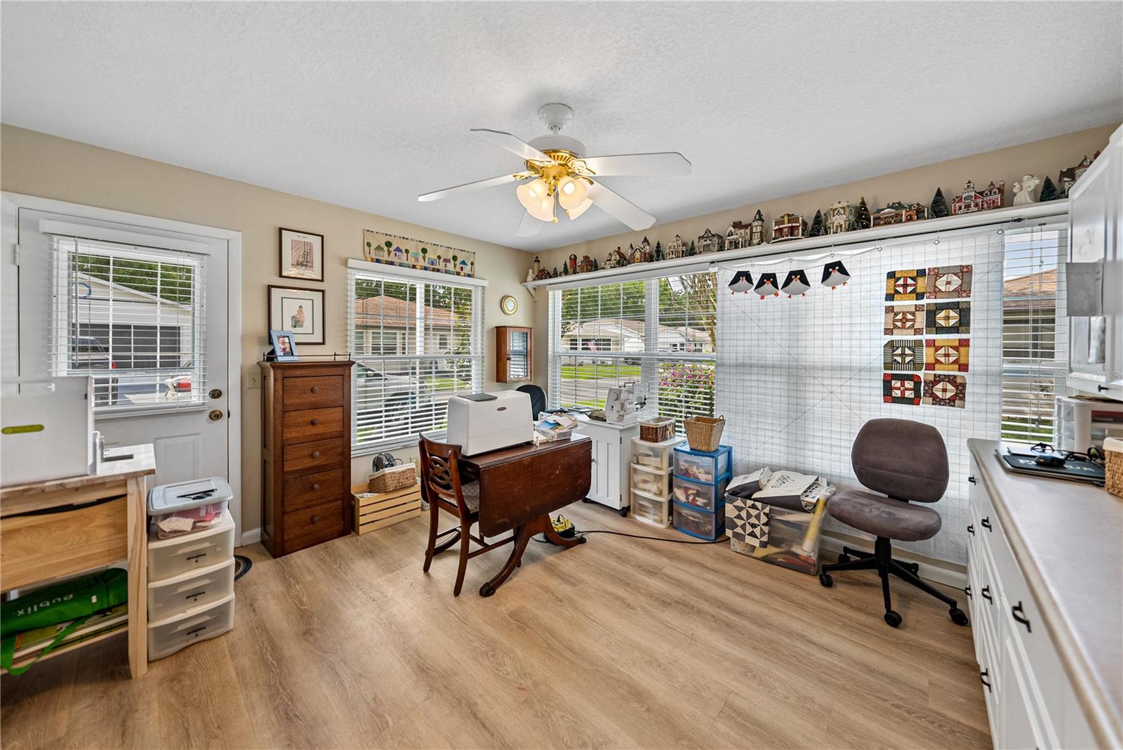 4972 PLEASANT HOLLOW TRL