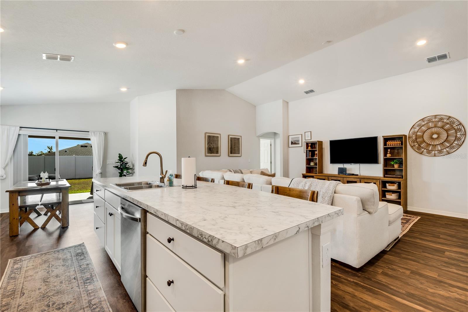 4428 REDING WAY
