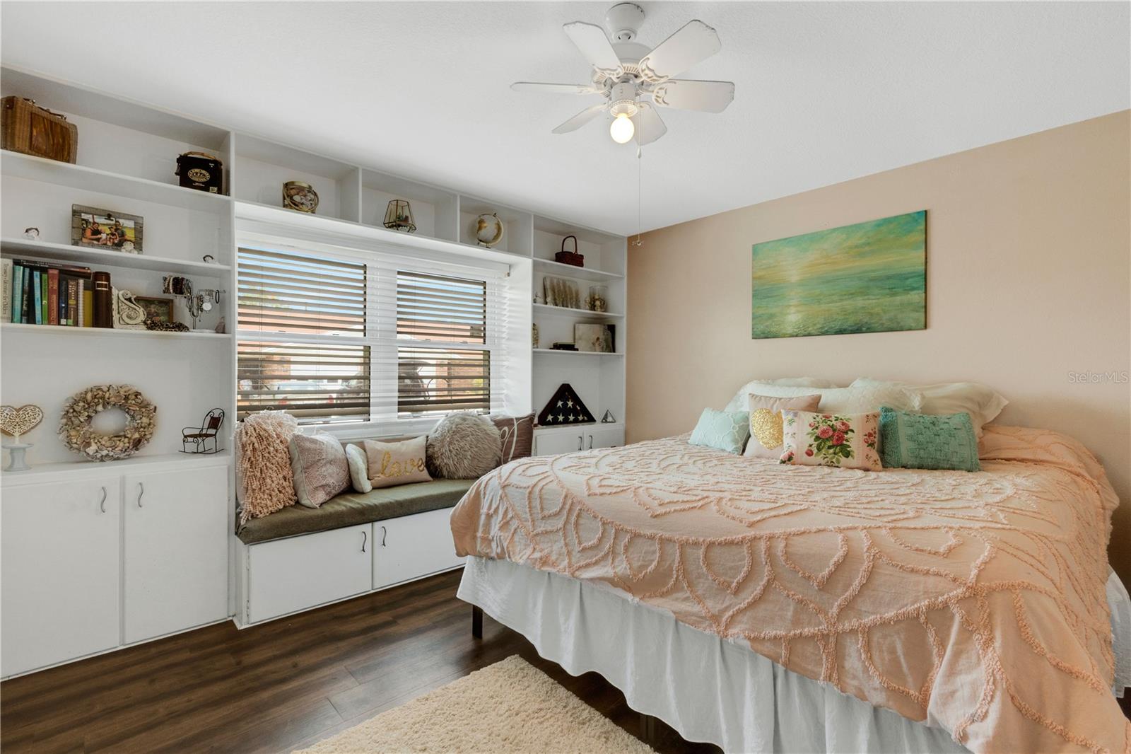 538 VILLA VISTA BLVD