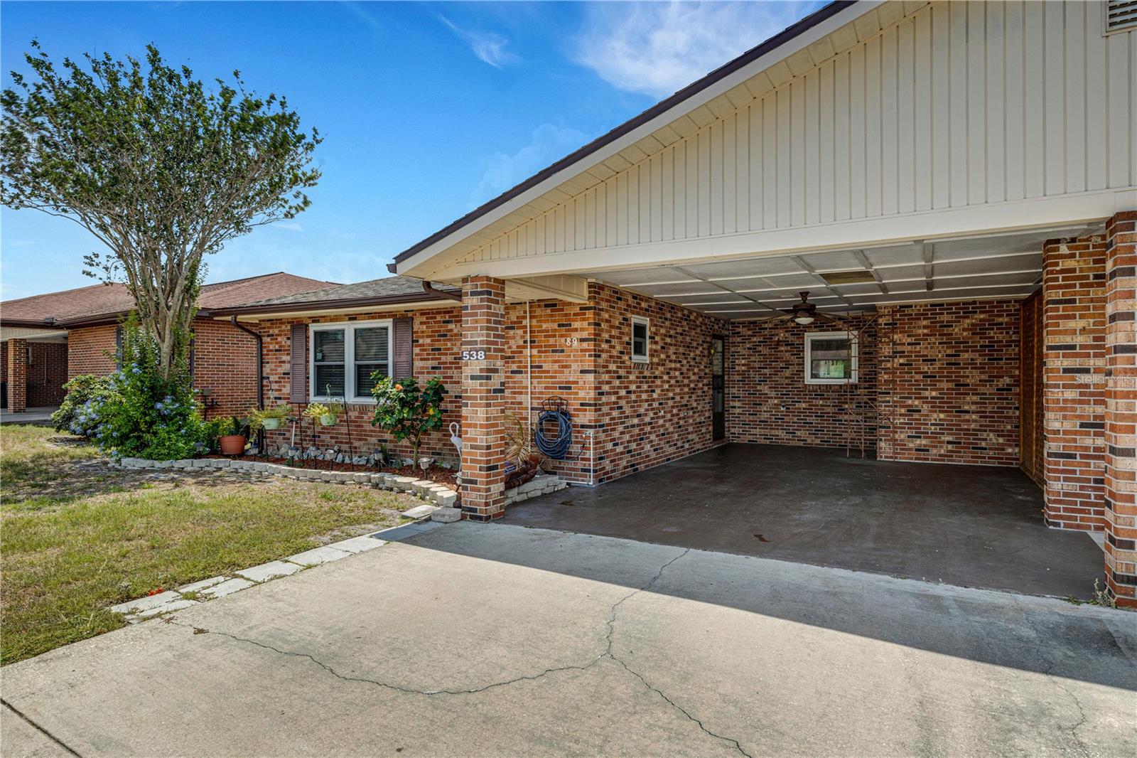 538 VILLA VISTA BLVD