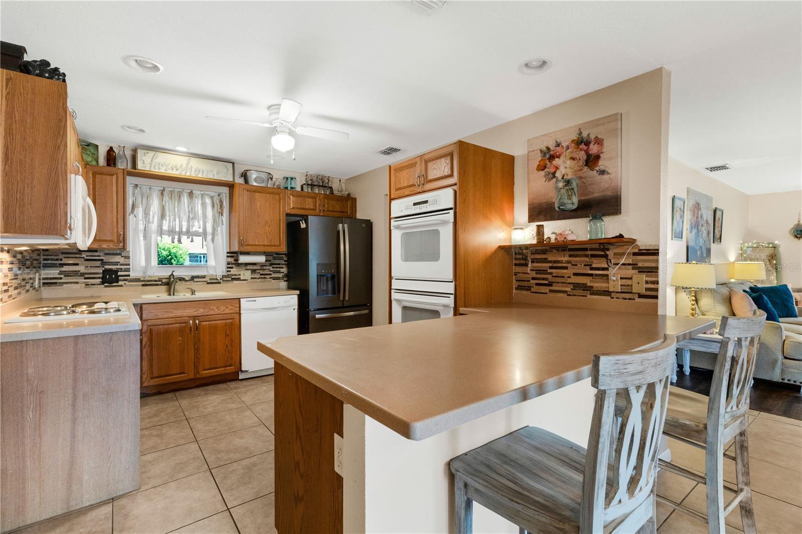 538 VILLA VISTA BLVD