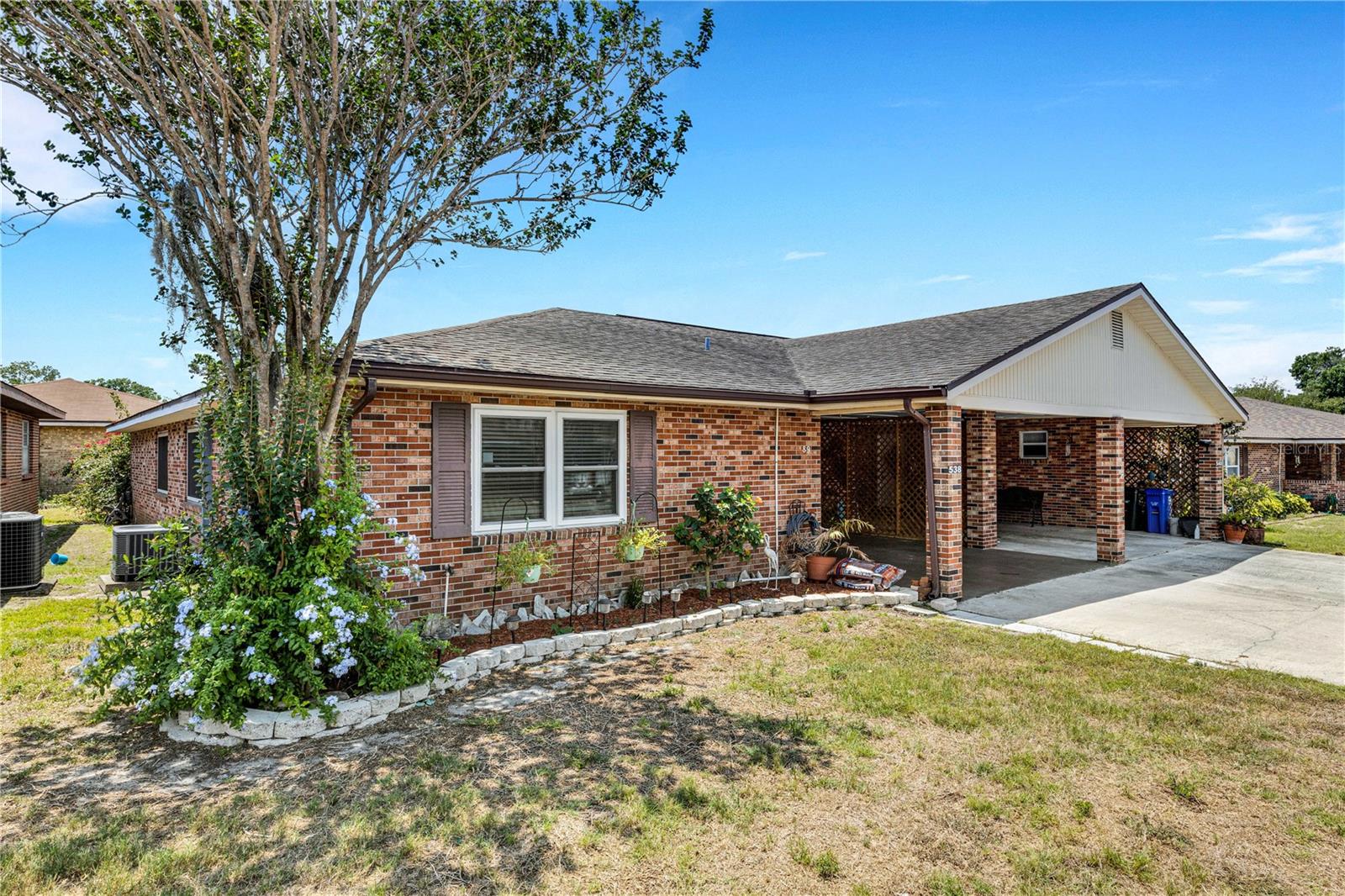 538 VILLA VISTA BLVD