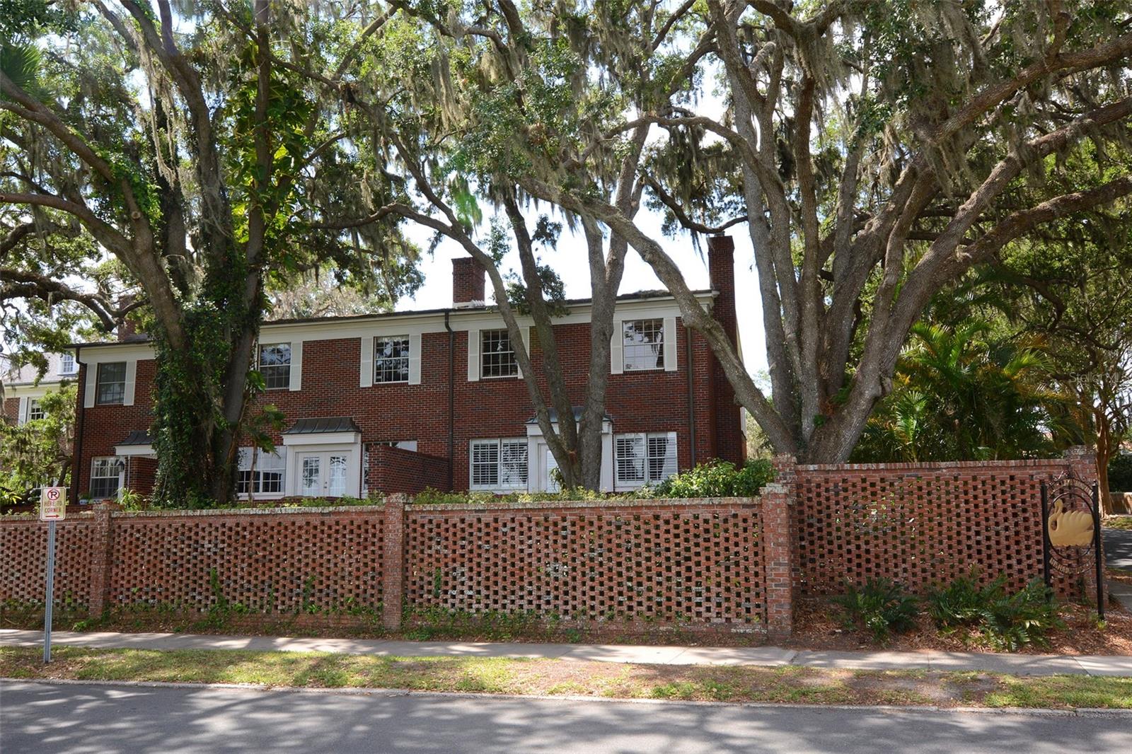155 LAKE MORTON DR #2