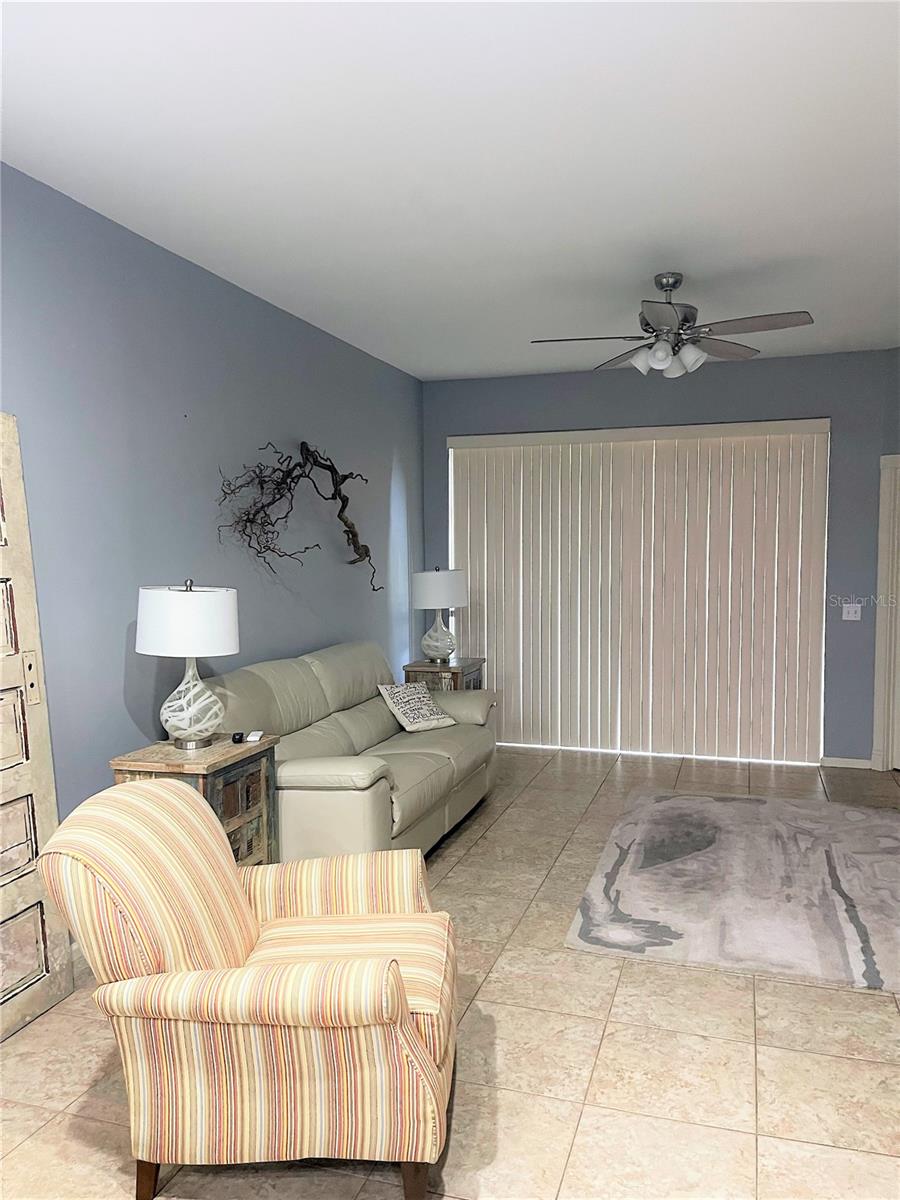 390 ENCLAVE DR