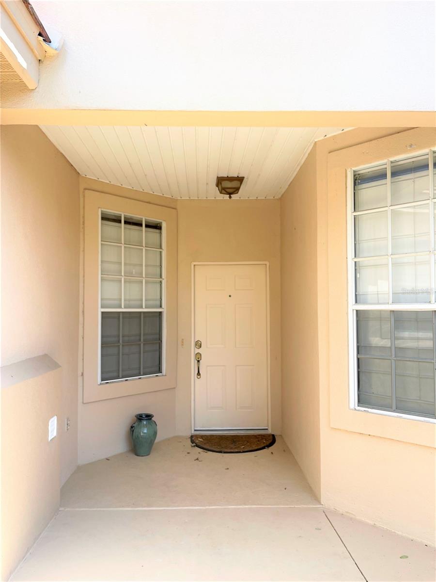 390 ENCLAVE DR
