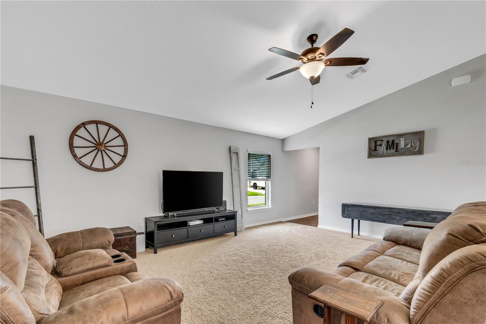4448 REDING WAY