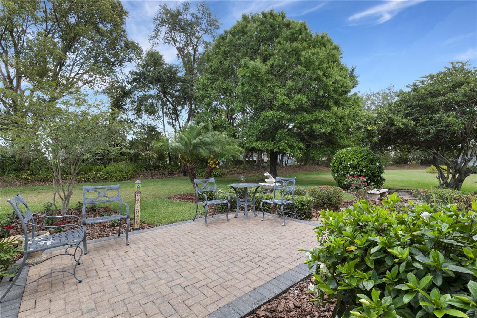 957 SUMMERFIELD DR