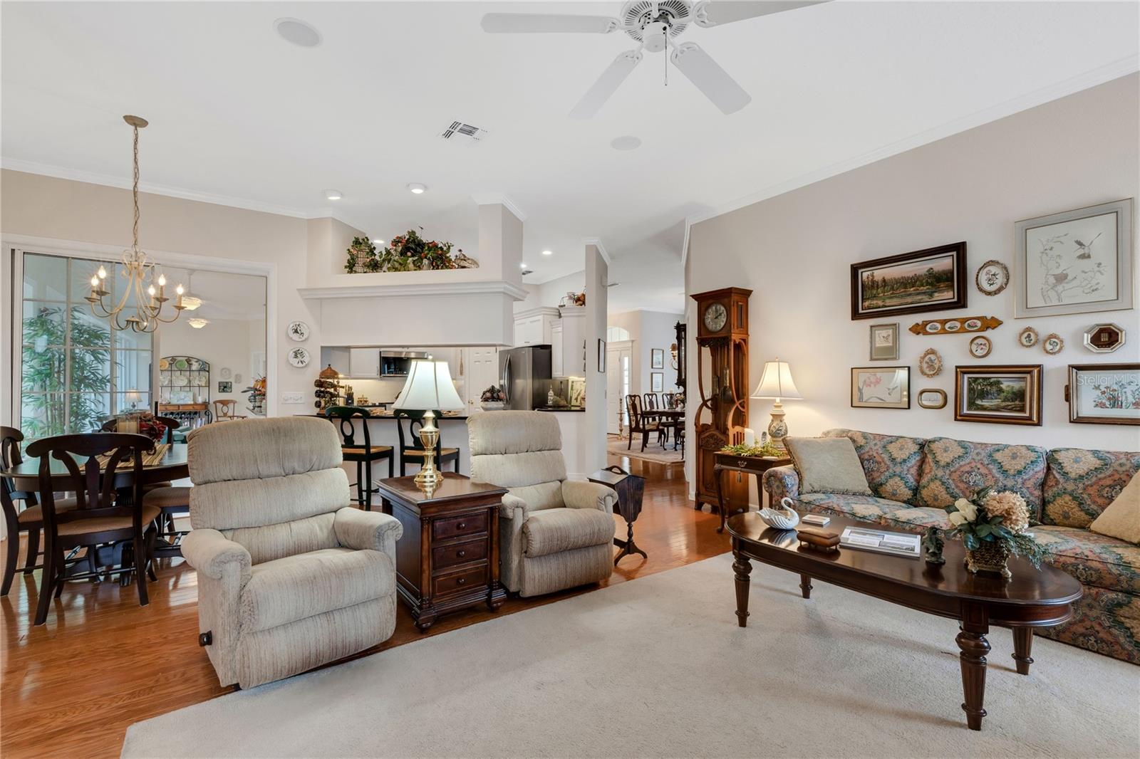 957 SUMMERFIELD DR