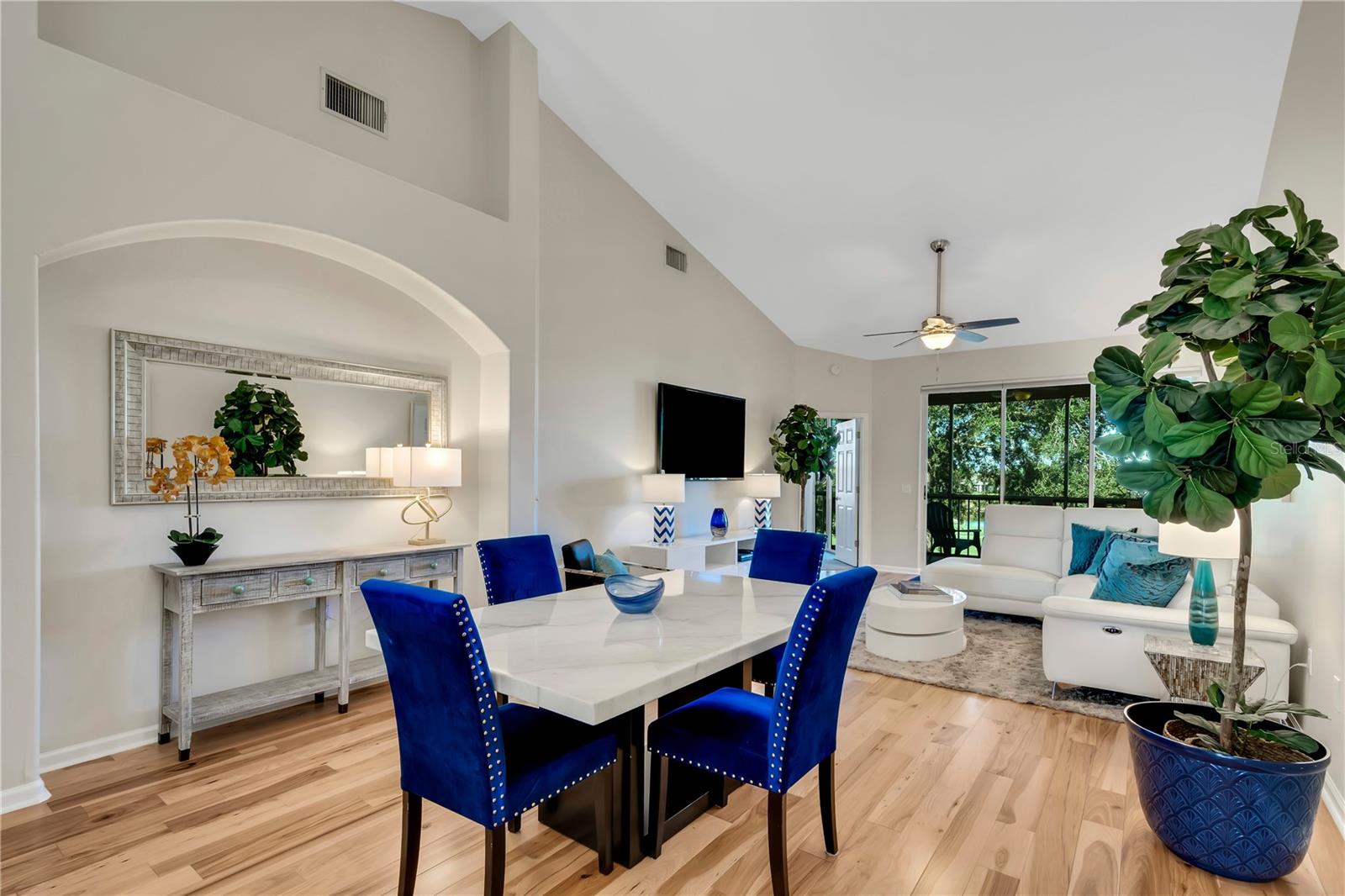 421 ENCLAVE PL #421