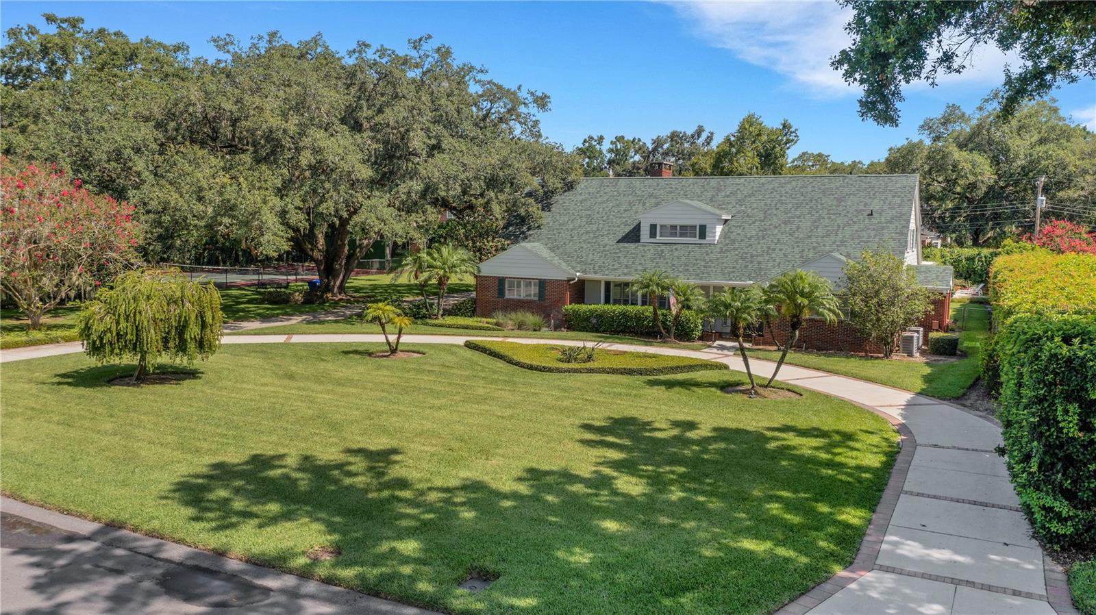1434 FAIRHAVEN DR