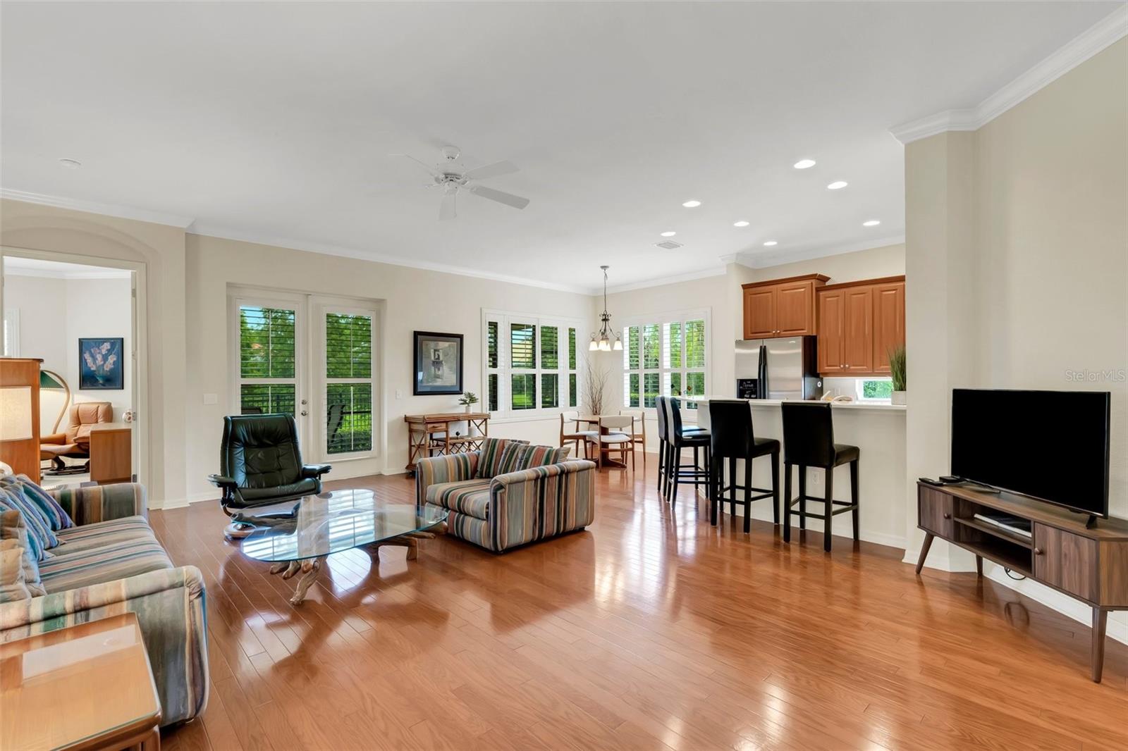 2447 LAUREL GLEN DR