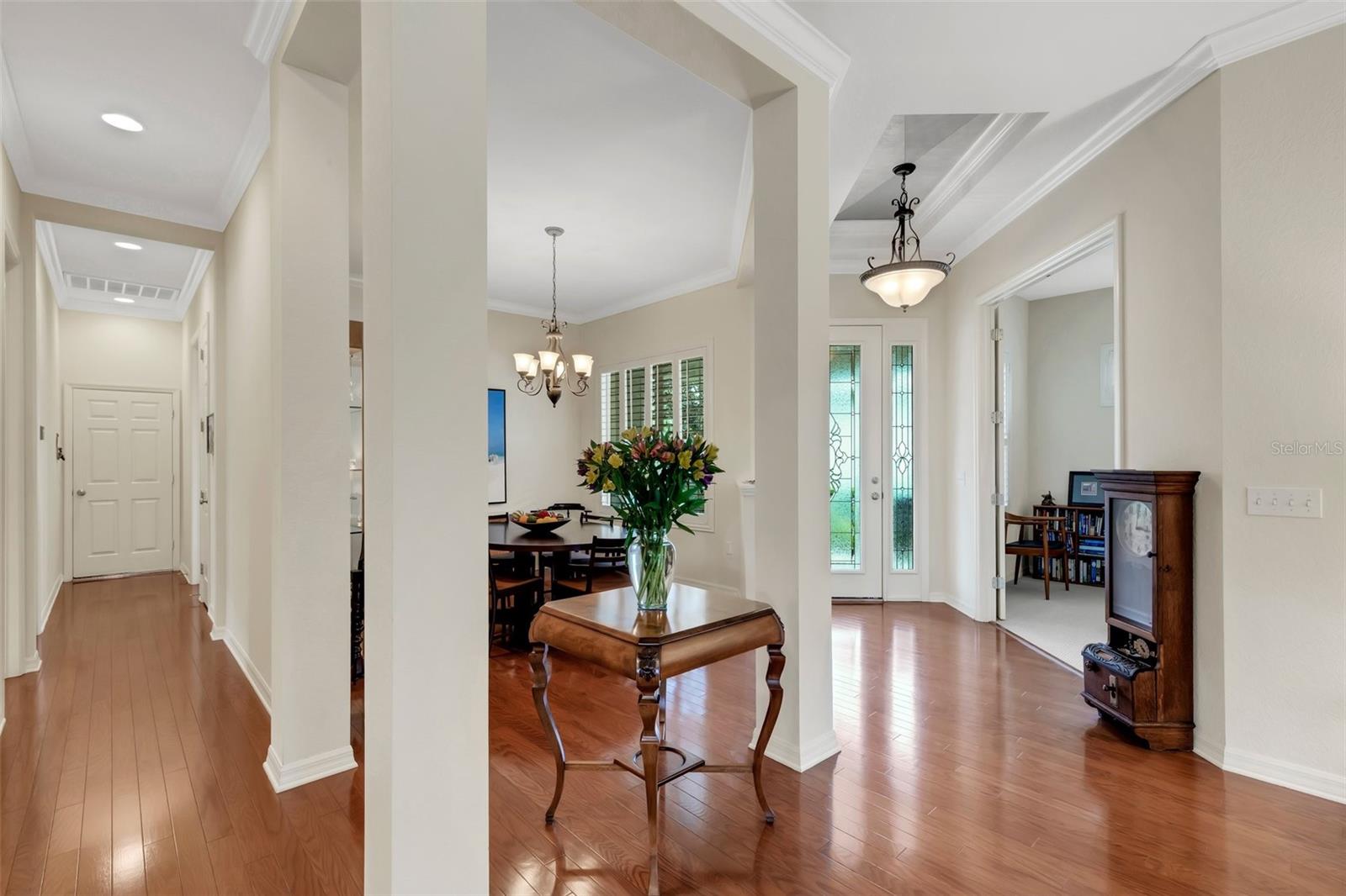 2447 LAUREL GLEN DR