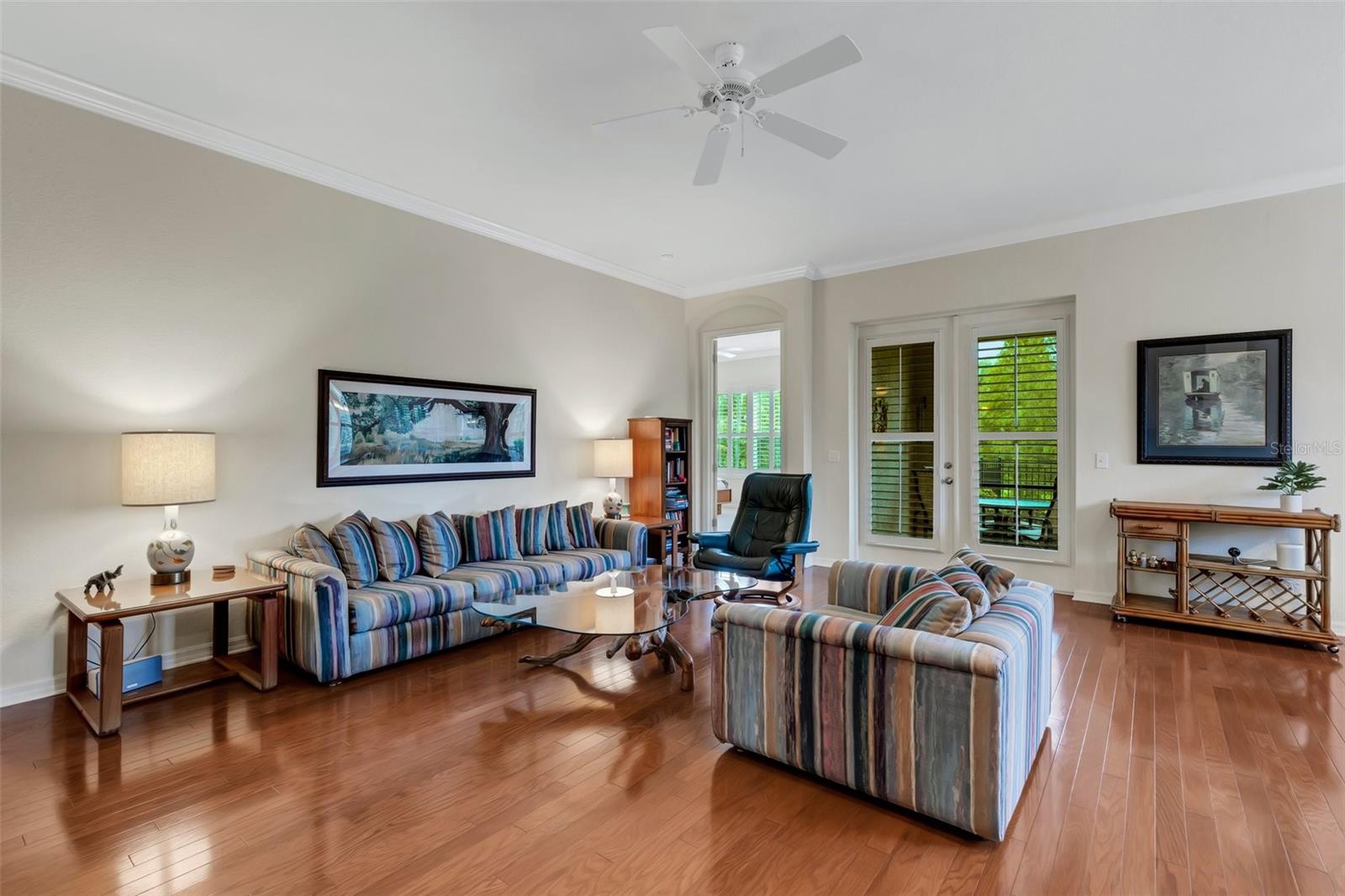 2447 LAUREL GLEN DR