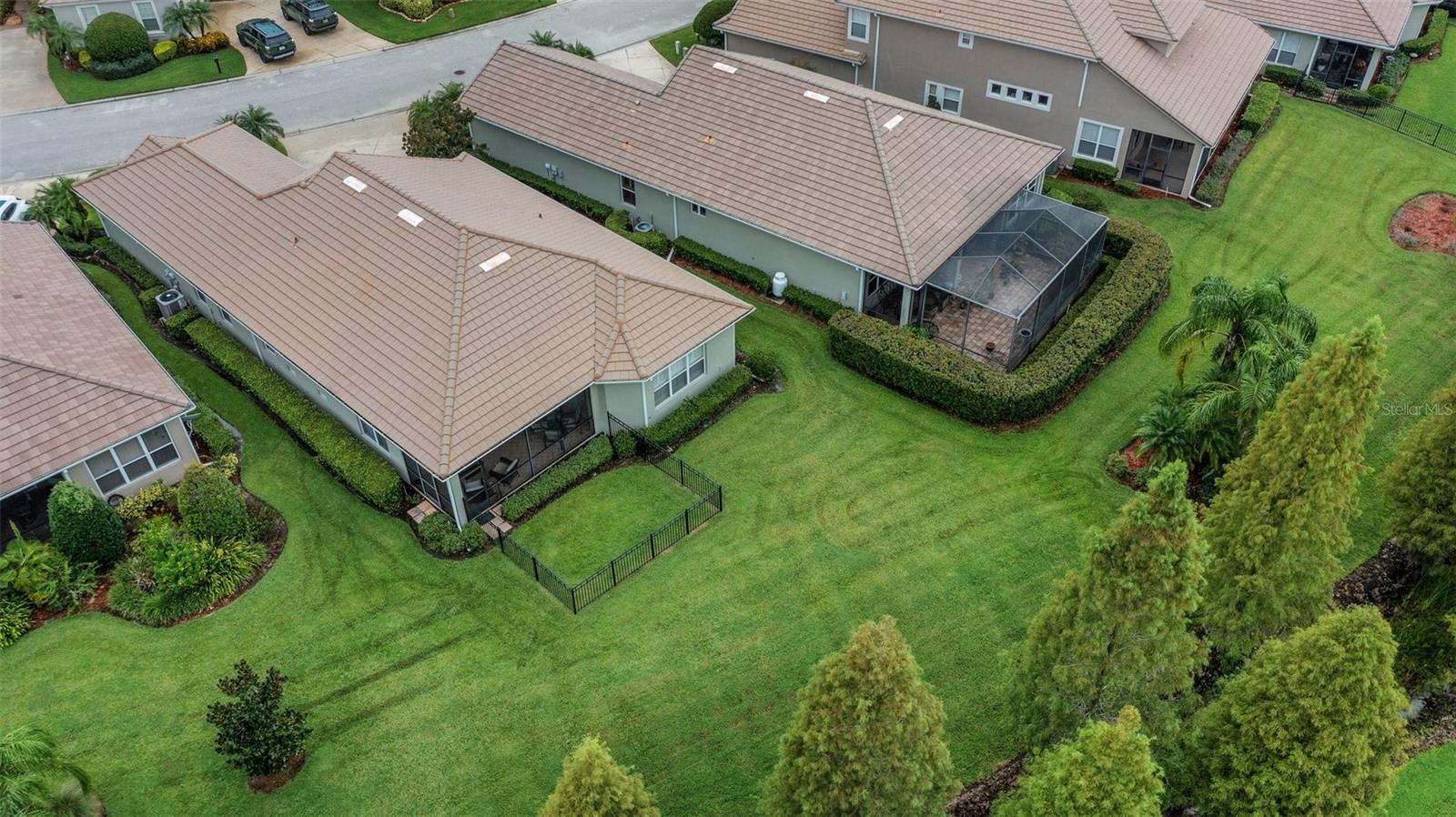 2447 LAUREL GLEN DR