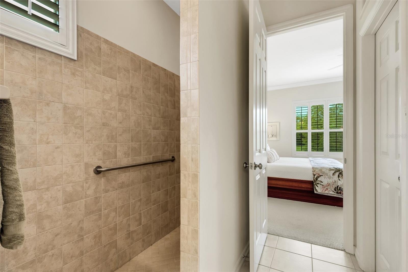 2447 LAUREL GLEN DR