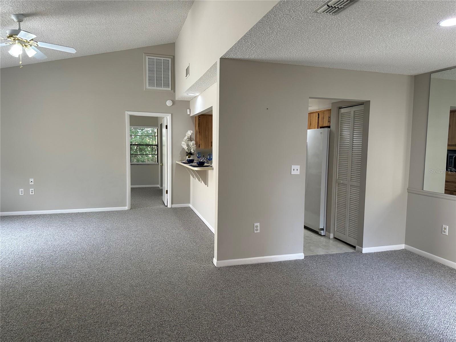 1880 N CRYSTAL LAKE DR #15