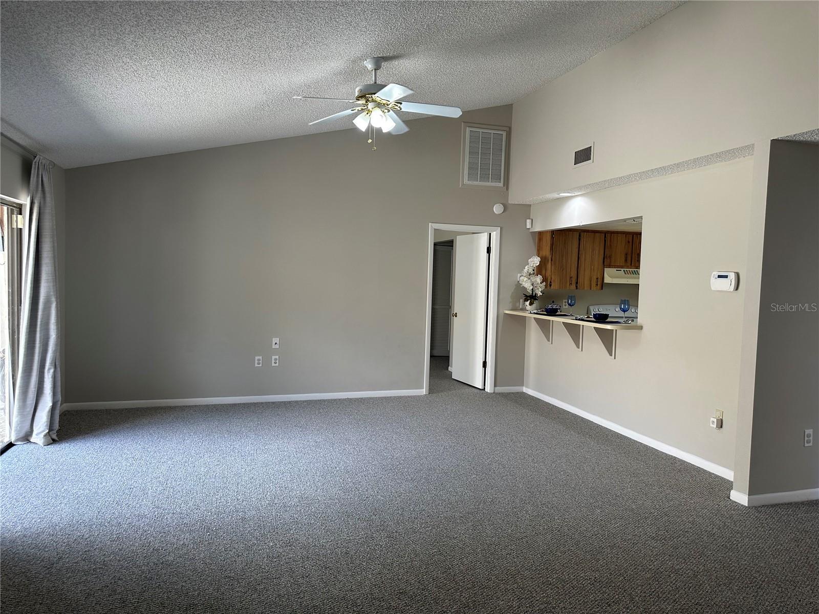 1880 N CRYSTAL LAKE DR #15