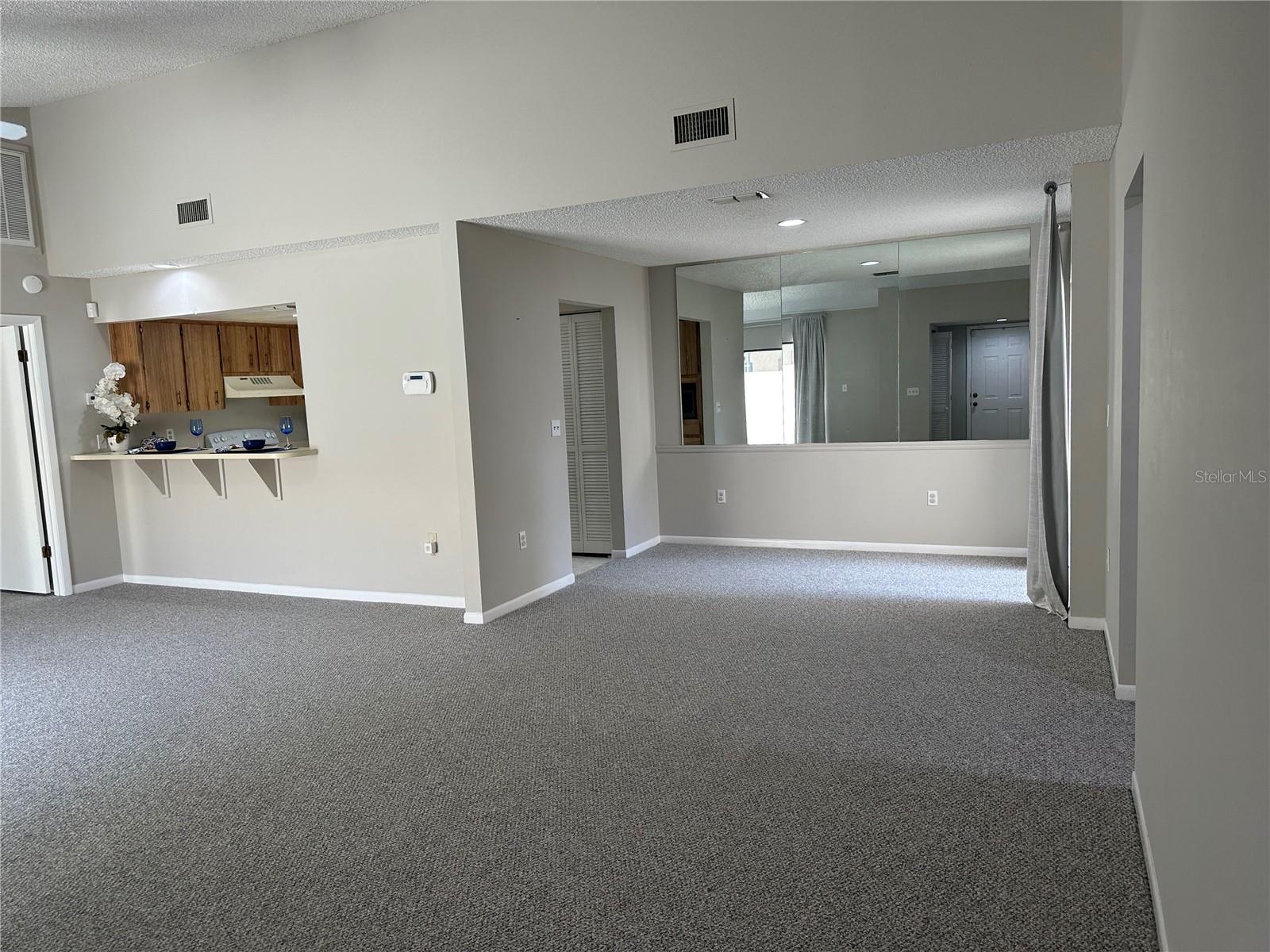 1880 N CRYSTAL LAKE DR #15