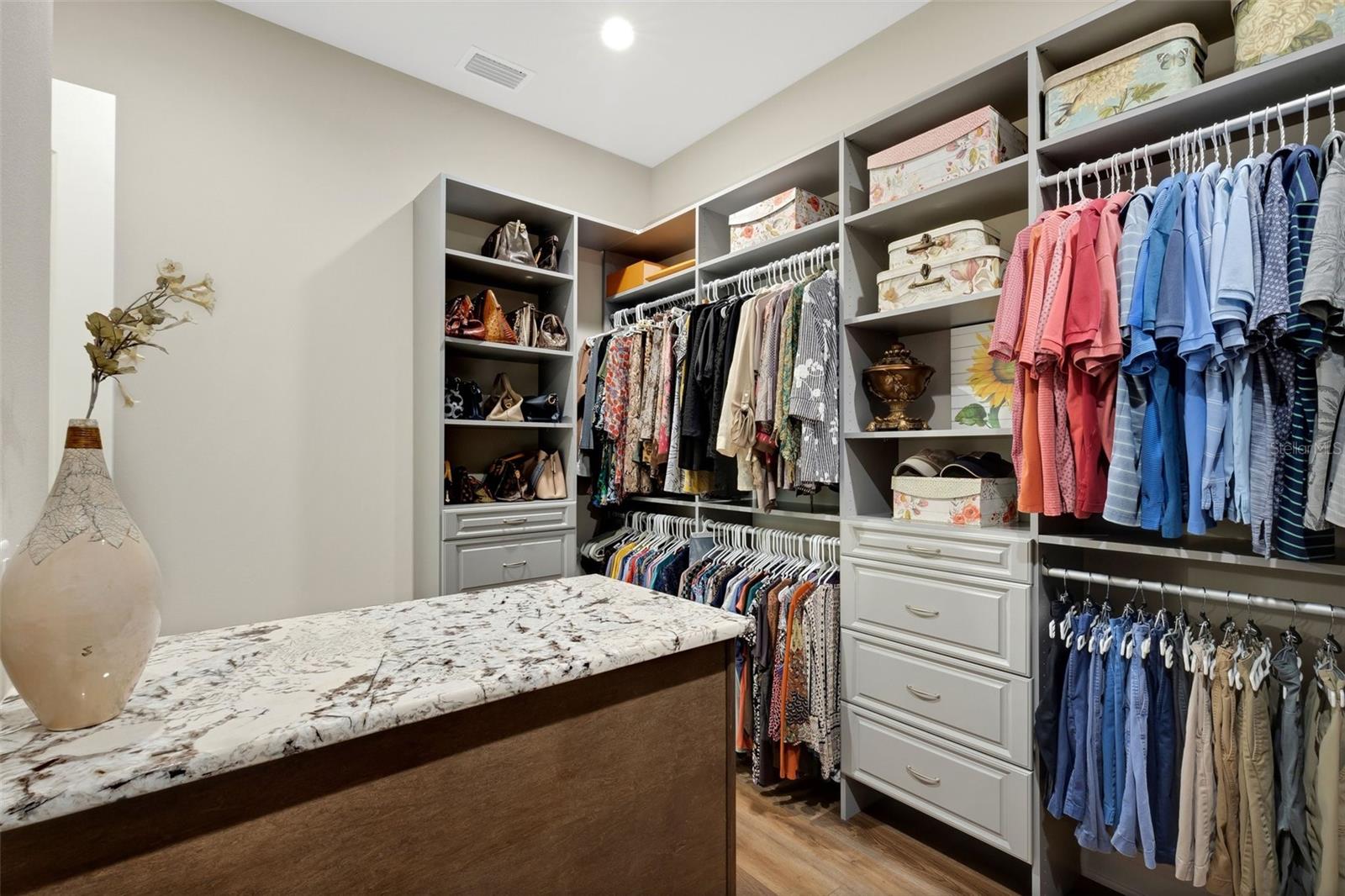 2528 DELPHI WOODS CIR